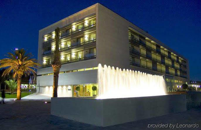 Hotel Colon Thalasso Termal Caldes D'Estrach Bagian luar foto