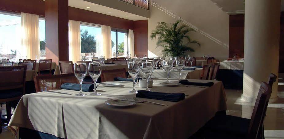 Hotel Colon Thalasso Termal Caldes D'Estrach Restoran foto